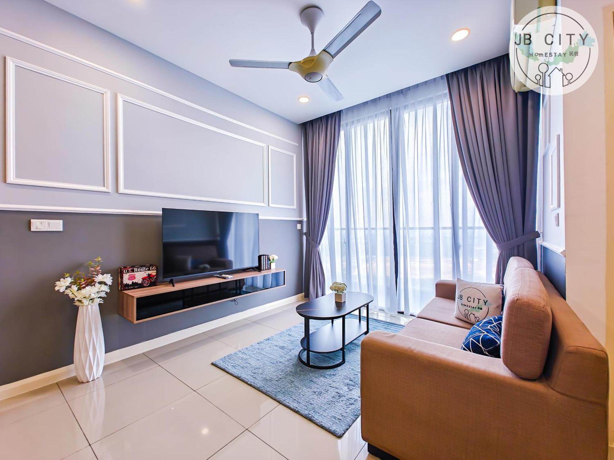 D'Pristine Suites By Rr Jbcity Нусаджая Екстериор снимка