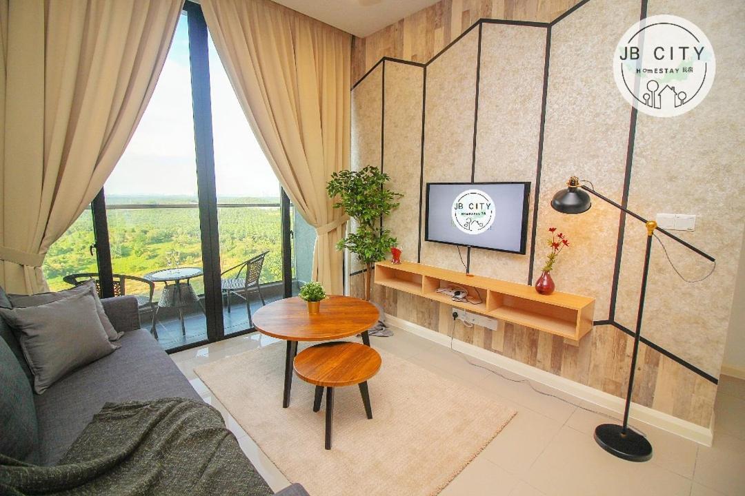 D'Pristine Suites By Rr Jbcity Нусаджая Екстериор снимка